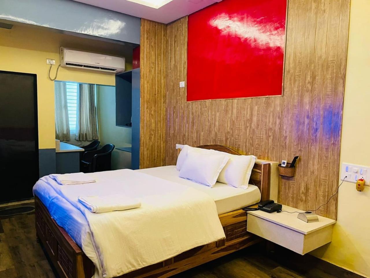 Wayfare Sp Resort Панвел Екстериор снимка